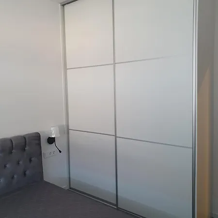 Butas 2miegamieji Ir Svetaine,3aukstas *